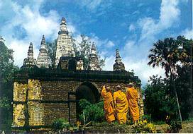 Der Wat Jet Yod Tempel in Chiang Mai, Thailand